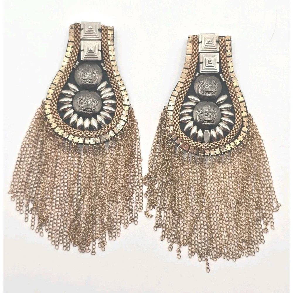 Two Piece Shoulder Tassel Pins and 2 Star Pins Punk Rock Charm Brooch J-14